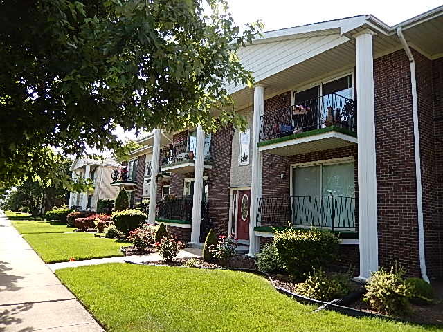 6045 103rd Street, Unit 1W Chicago Ridge, IL 60415 - Photo 18 of 19