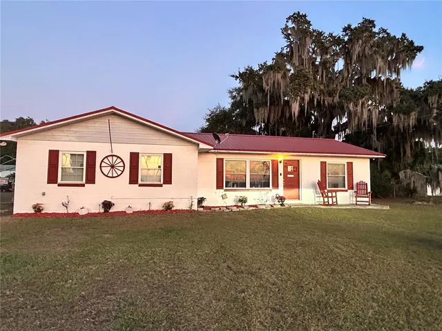 $349,000 | 404 Grand Rondo East, Crescent City, FL 32112