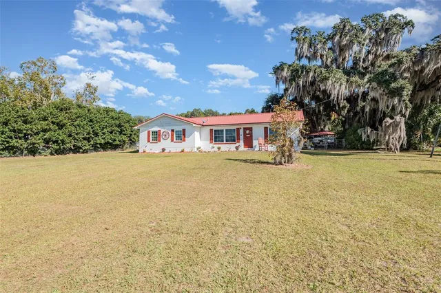 $349,000 | 404 Grand Rondo East, Crescent City, FL 32112