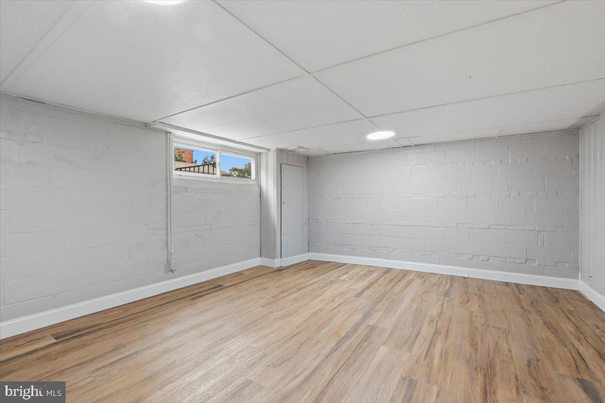 5024 8th Road South Arlington, VA 22204 - Photo 16 of 35