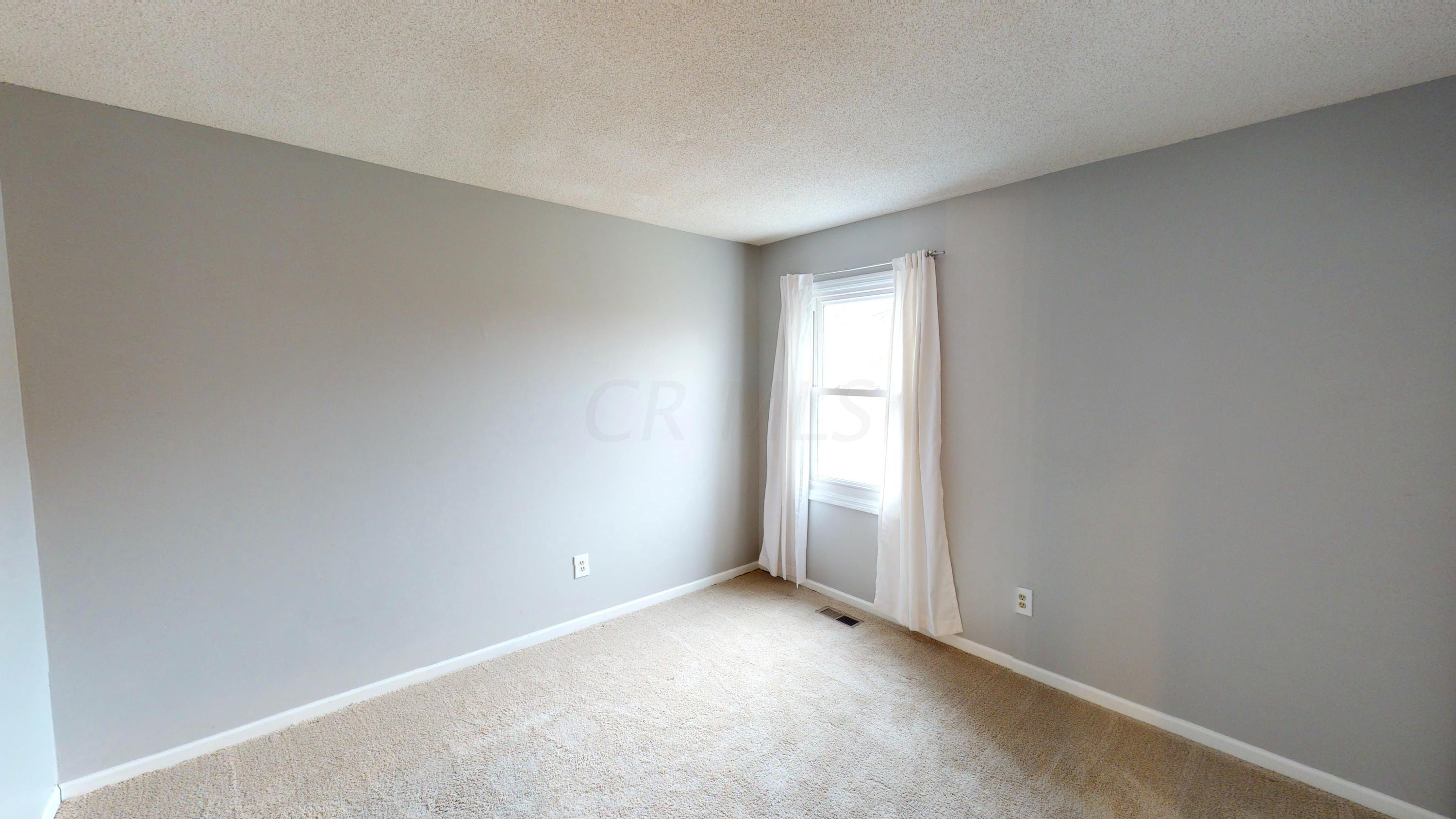 2165 Sandston Road Columbus, OH 43220 - Photo 27 of 41