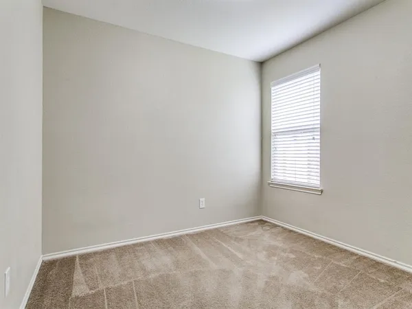 $2,150 | 430 Paddock Lane, Celina, TX 75009