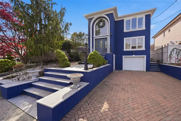 $1,898,000 | 141-16 11th Avenue | Whitestone