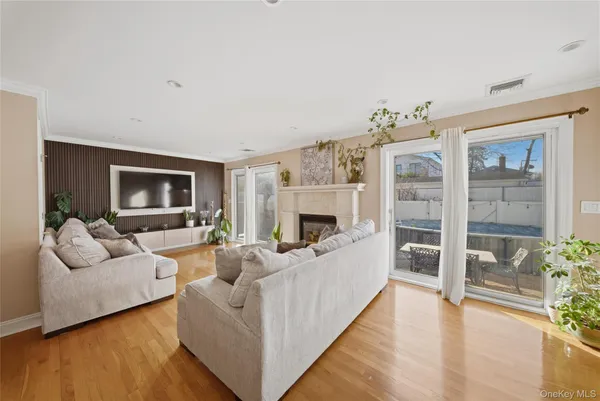 $1,898,000 | 141-16 11th Avenue | Whitestone