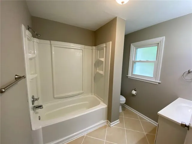 $174,950 | 8812 East 72nd Terrace, Raytown, MO 64133