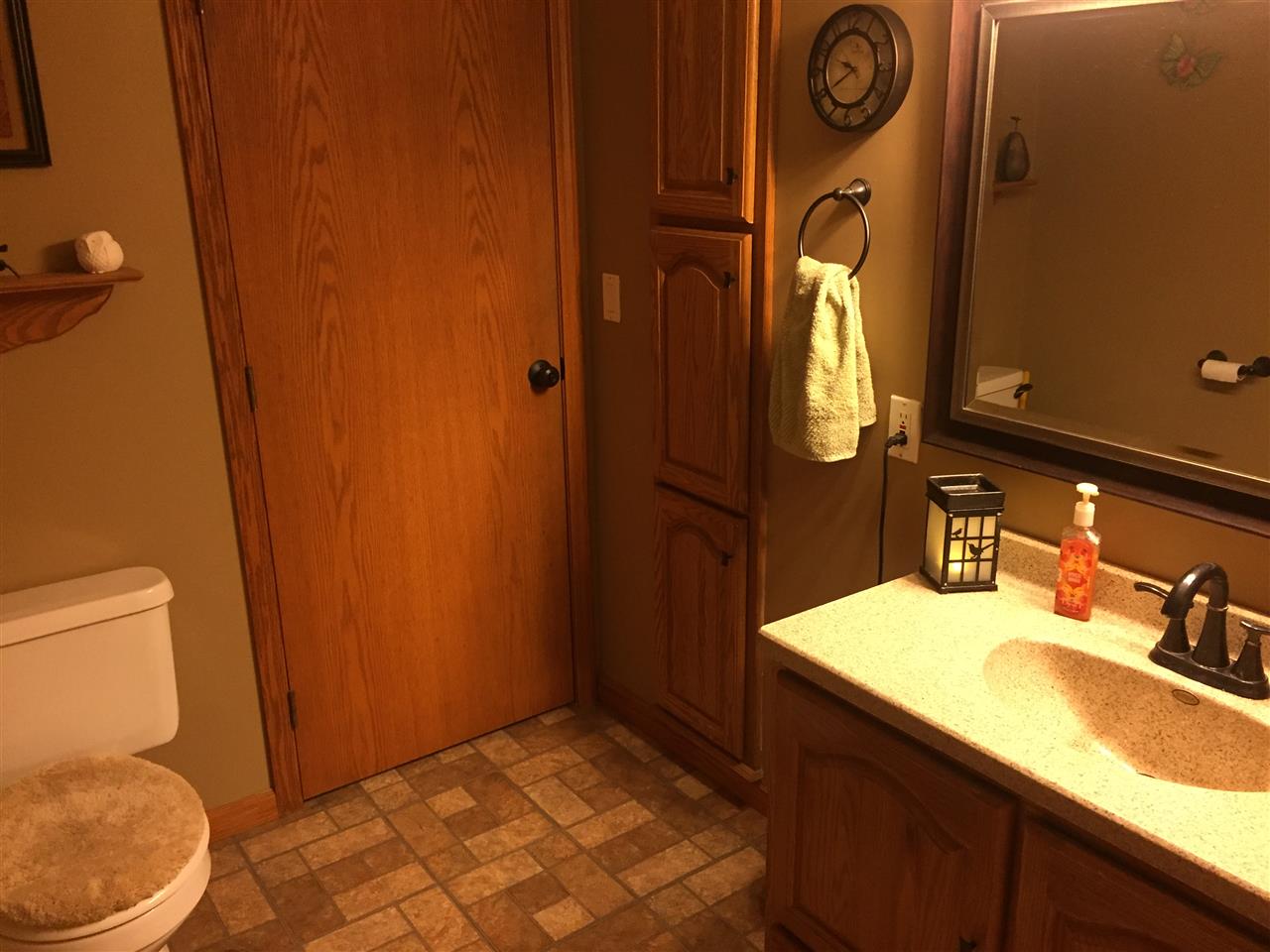 430 North Maple Street Ithaca, MI 48847 - Photo 25 of 59 1839492-24.JPG