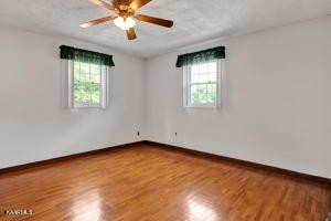 708 Bull Run Road Clinton, TN 37716 - Photo 10 of 23 Gallery Image 10