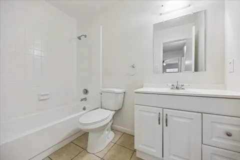 $135,000 | 6500 Sands Point Drive, Unit 407, Houston, TX 77074