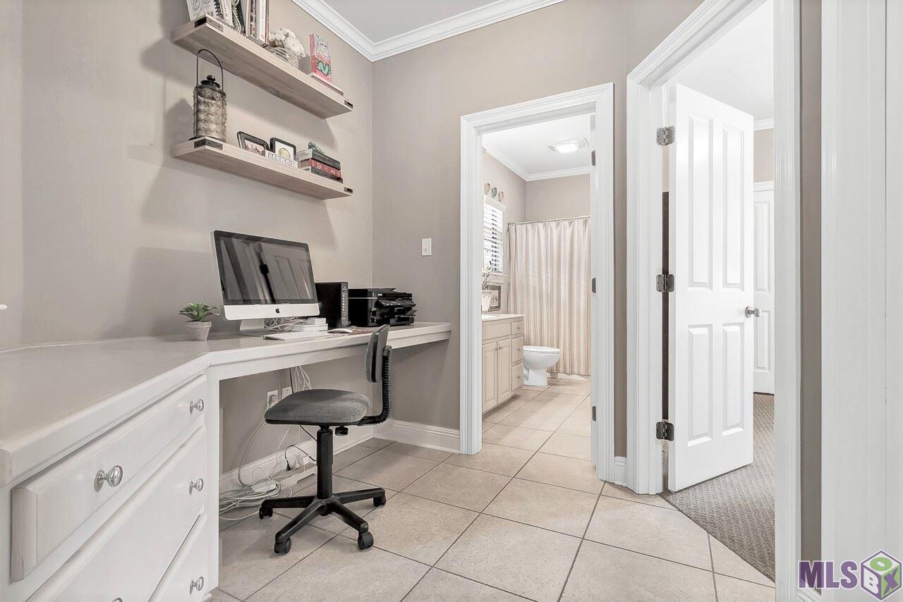 9243 Homestead Drive Baton Rouge, LA 70817 - Photo 21 of 33 Office Off Kitchen