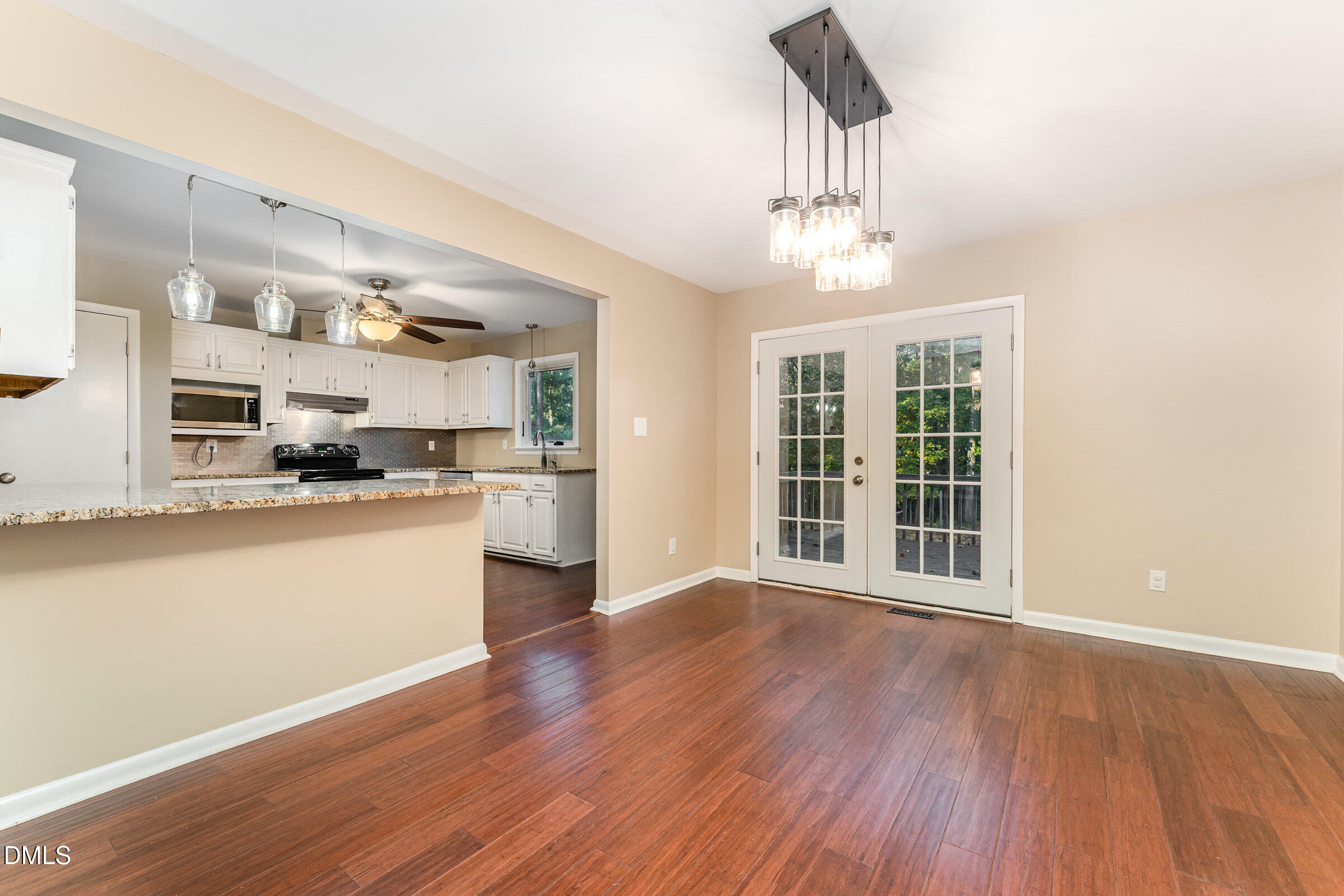 4425 Surry Ridge Circle Apex, NC 27539 - Photo 10 of 38 009_dsc07546-edit_824