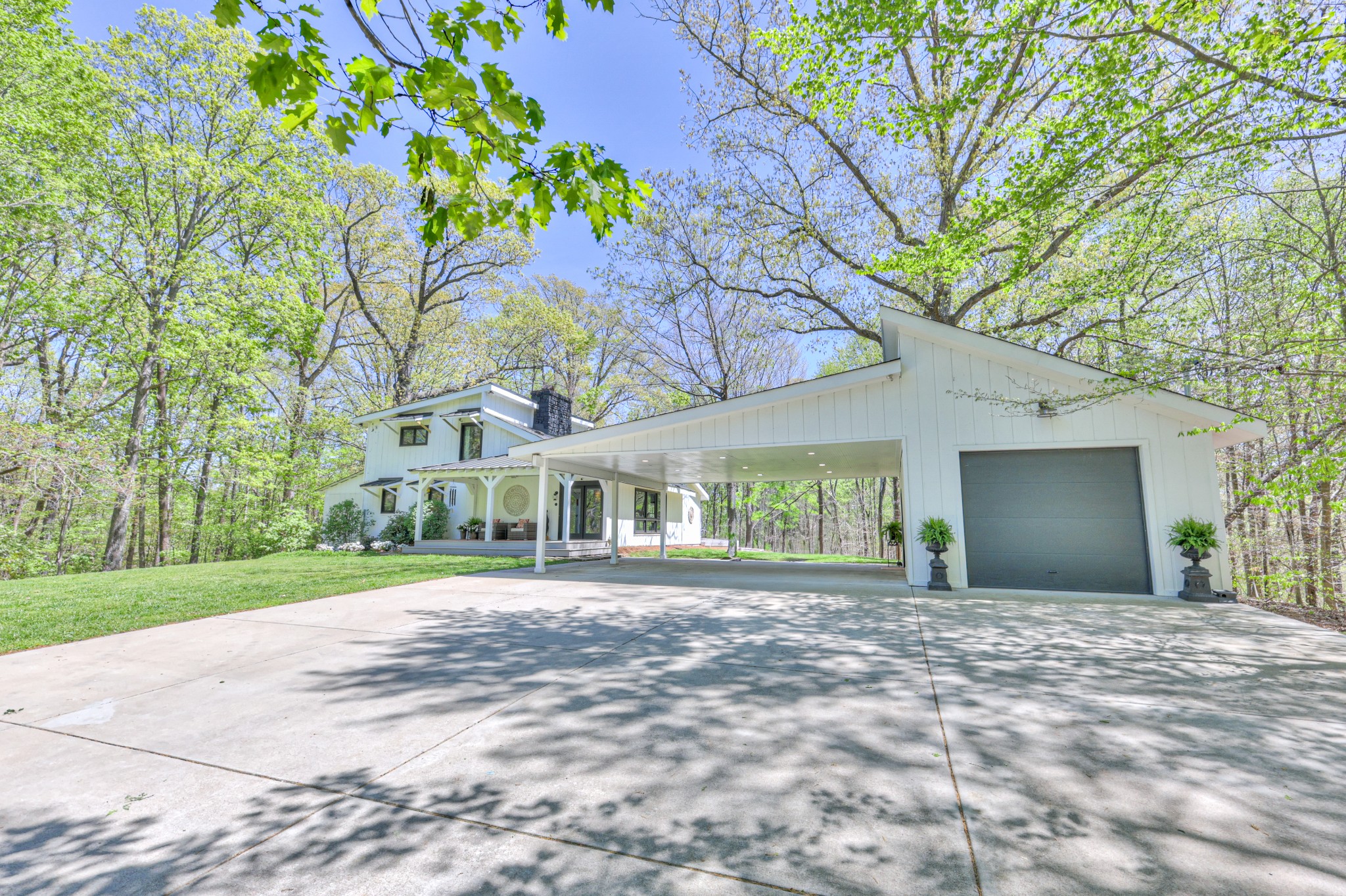 8583 Lewis Road Nashville, TN 37221 - Photo 5 of 56 Gallery Image 5