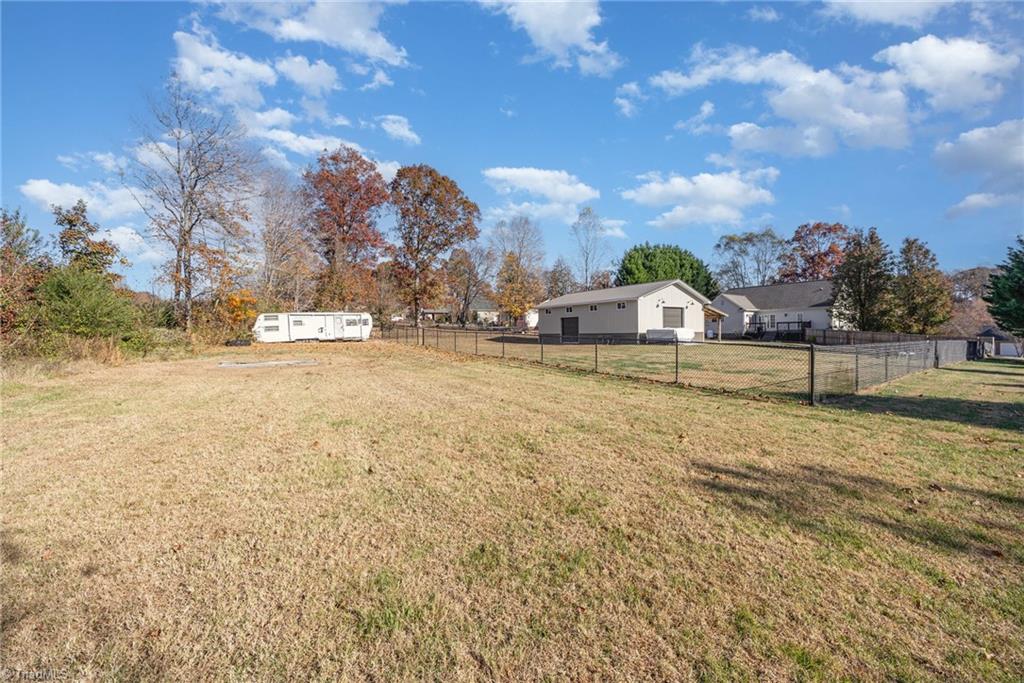 300 Ridge Drive Lexington, NC 27295 - Photo 30 of 35
