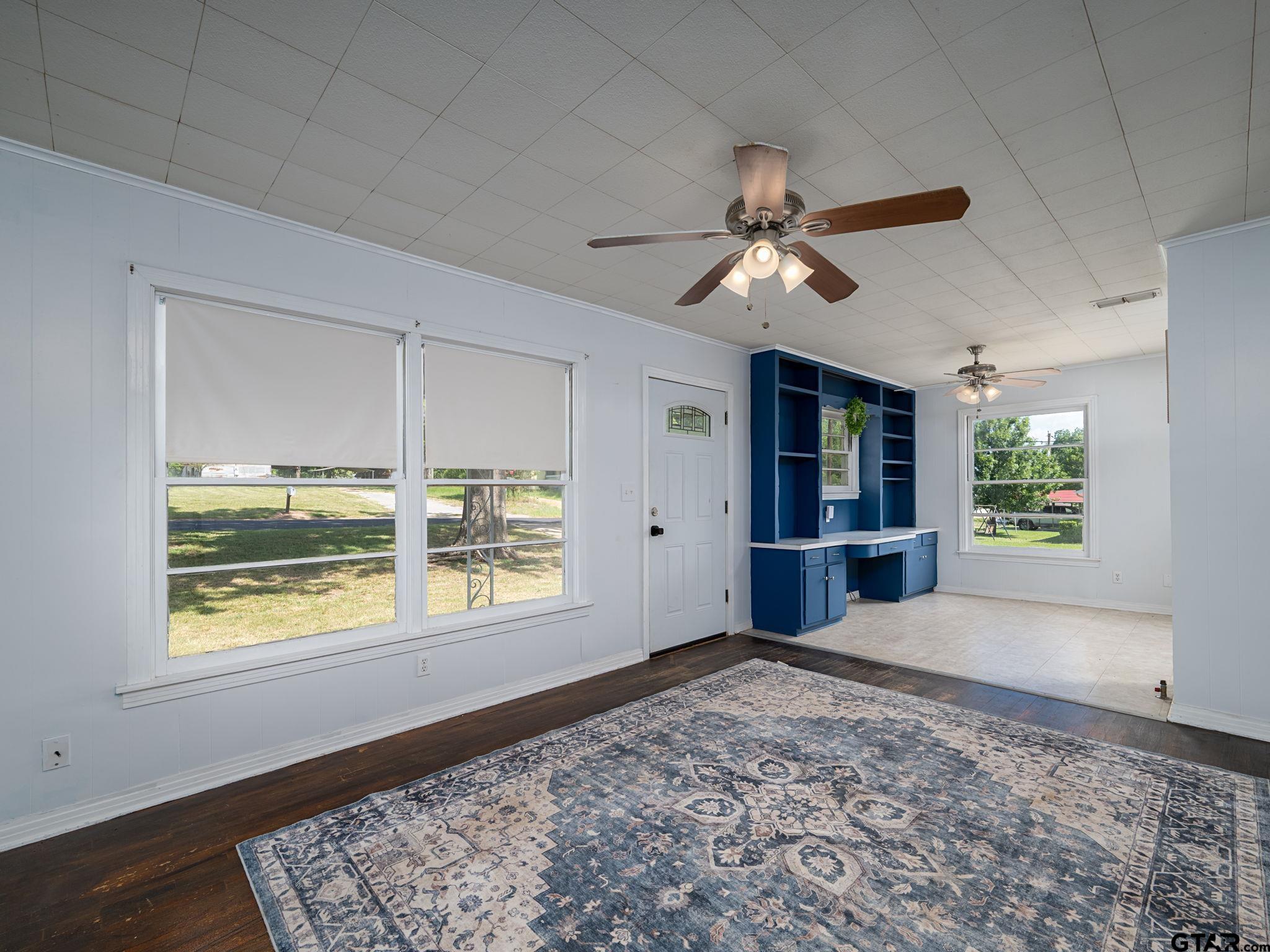 110 Starnes Street Winona, TX 75792 - Photo 5 of 33