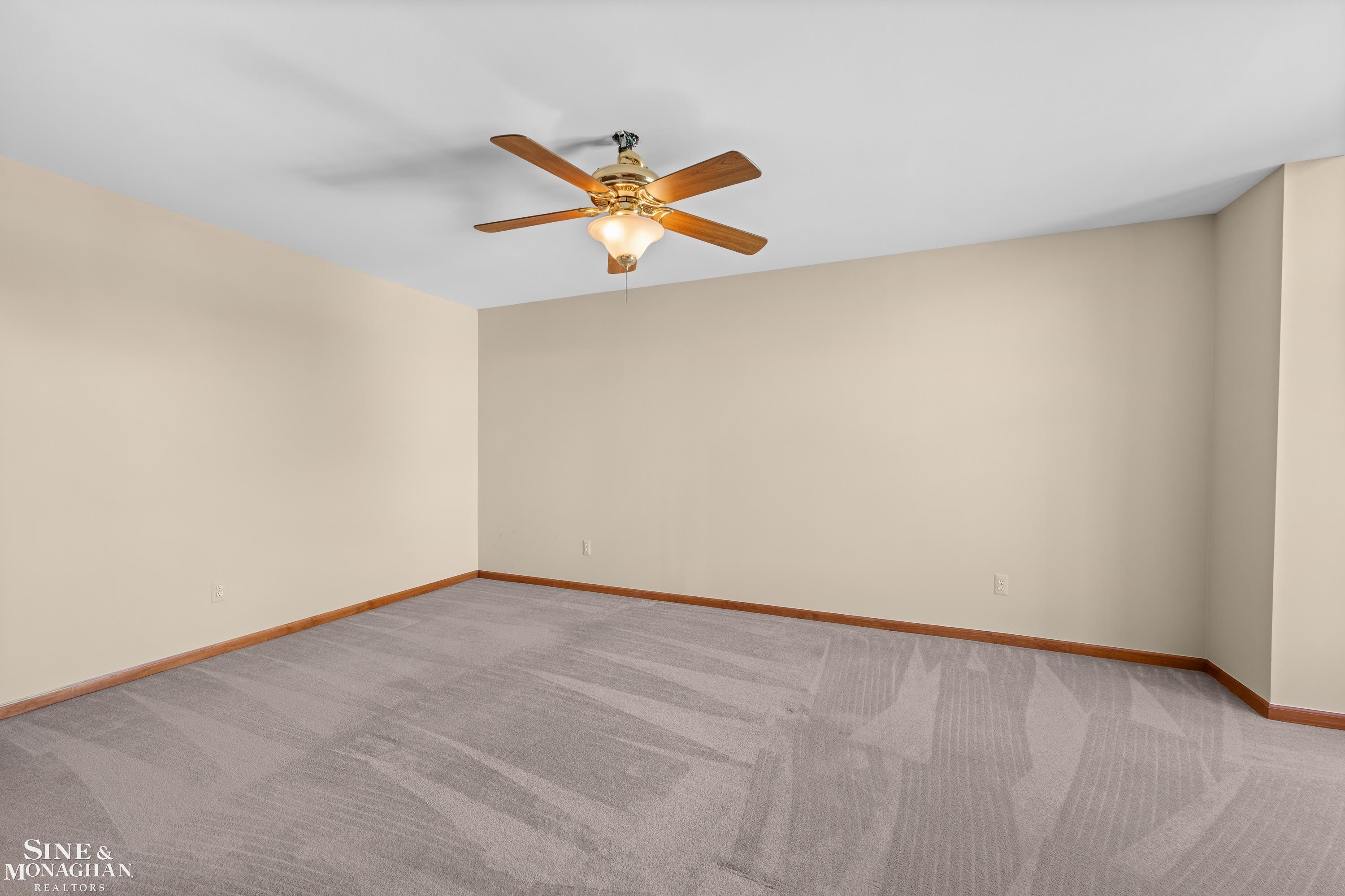 52112 Southview Ridge Macomb, MI 48042 - Photo 22 of 38