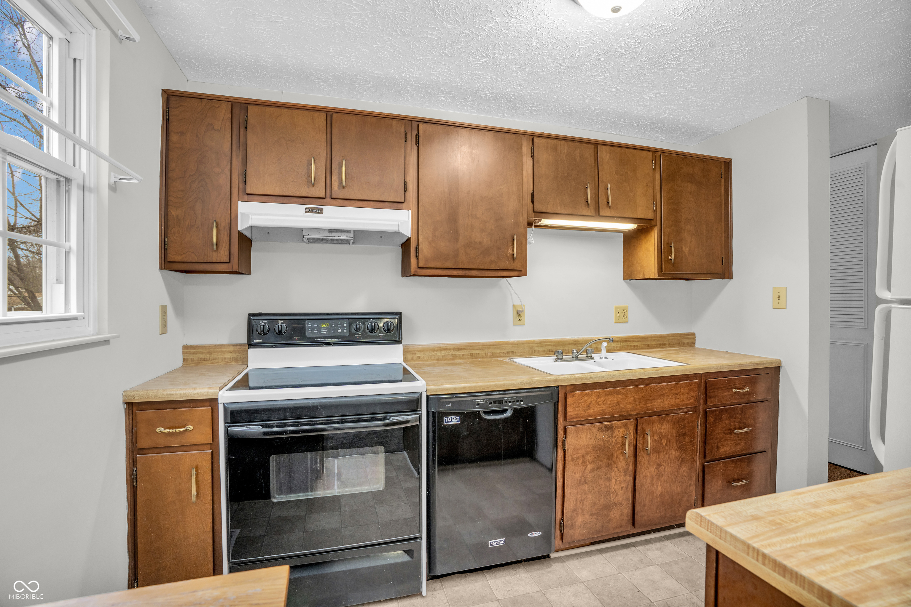 6711 Granner Circle Indianapolis, IN 46221 - Photo 11 of 44