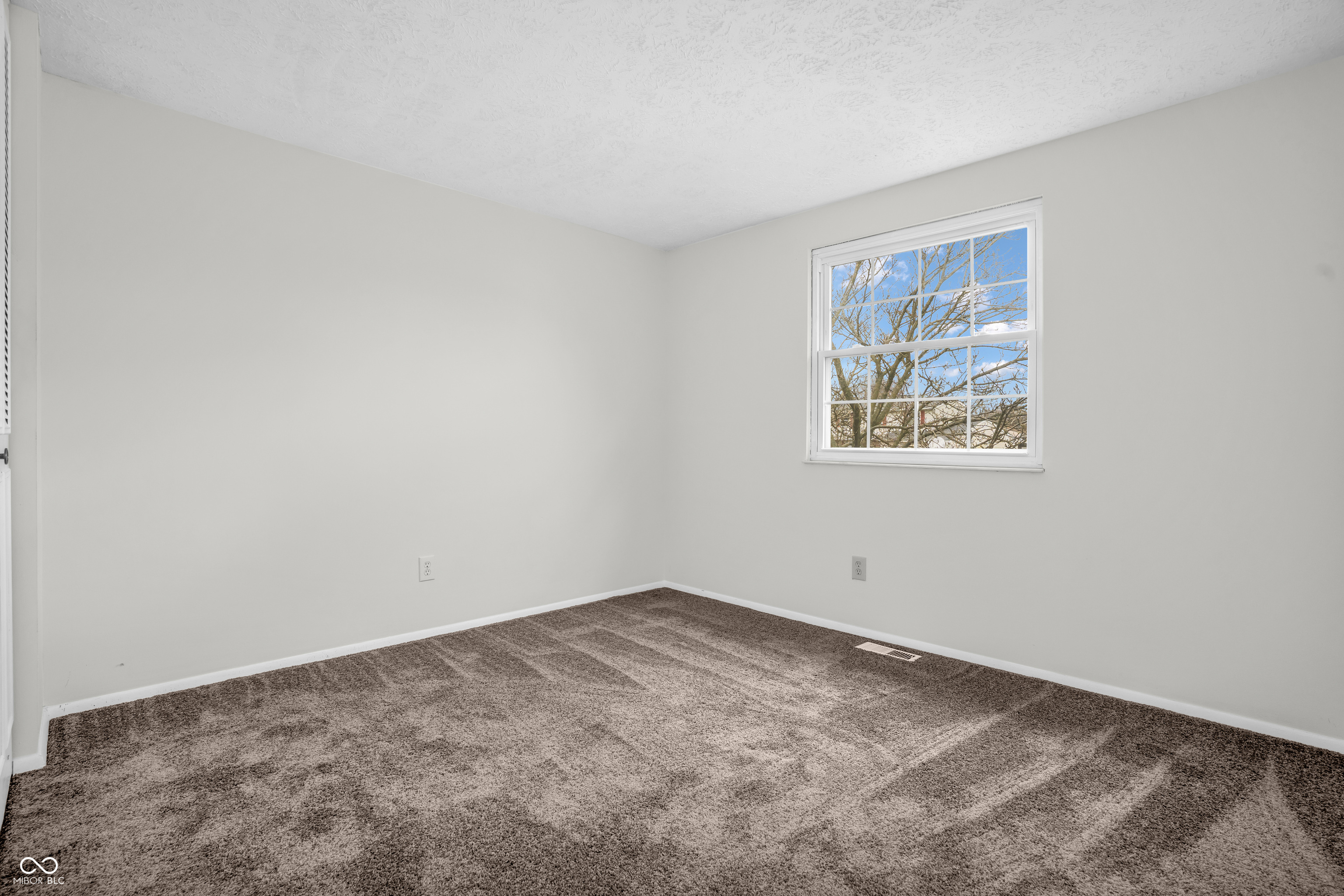 6711 Granner Circle Indianapolis, IN 46221 - Photo 23 of 44