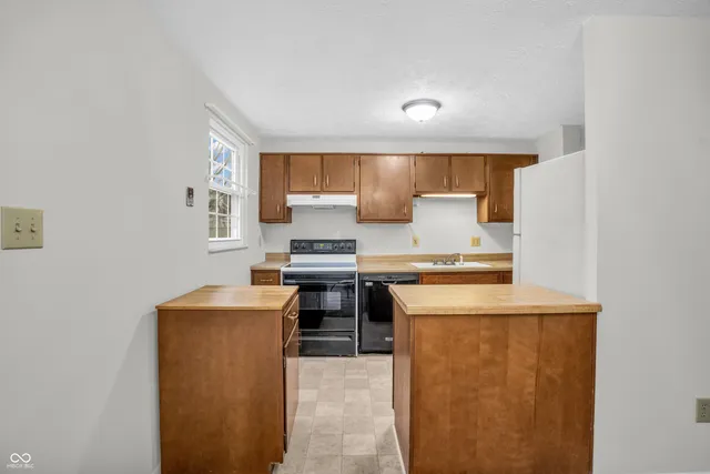 $238,900 | 6711 Granner Circle, Indianapolis, IN 46221