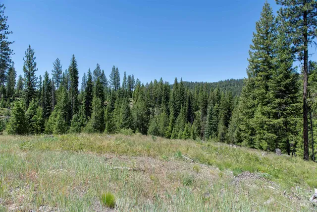 $250,325 | 33 Clear Creek Road, Cascade, ID 83611