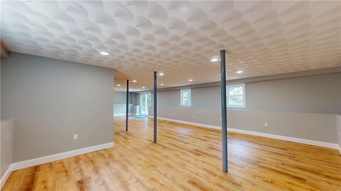 112 Cranberry Ridge Road Glocester, RI 02857 - Photo 19 of 31