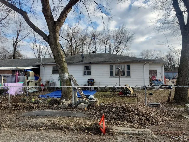 $40,000 | 124 North 7th Street, East Carondelet, IL 62240