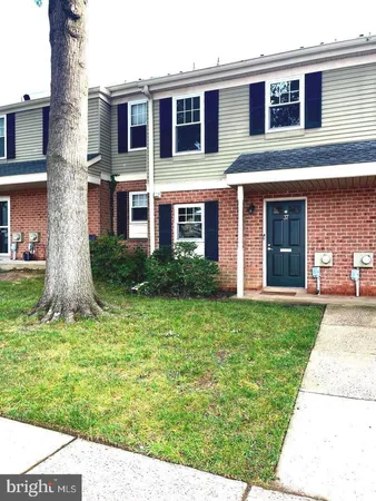 $2,300 | 37 Winston Court, Unit 105 U37, Blue Bell, PA 19422