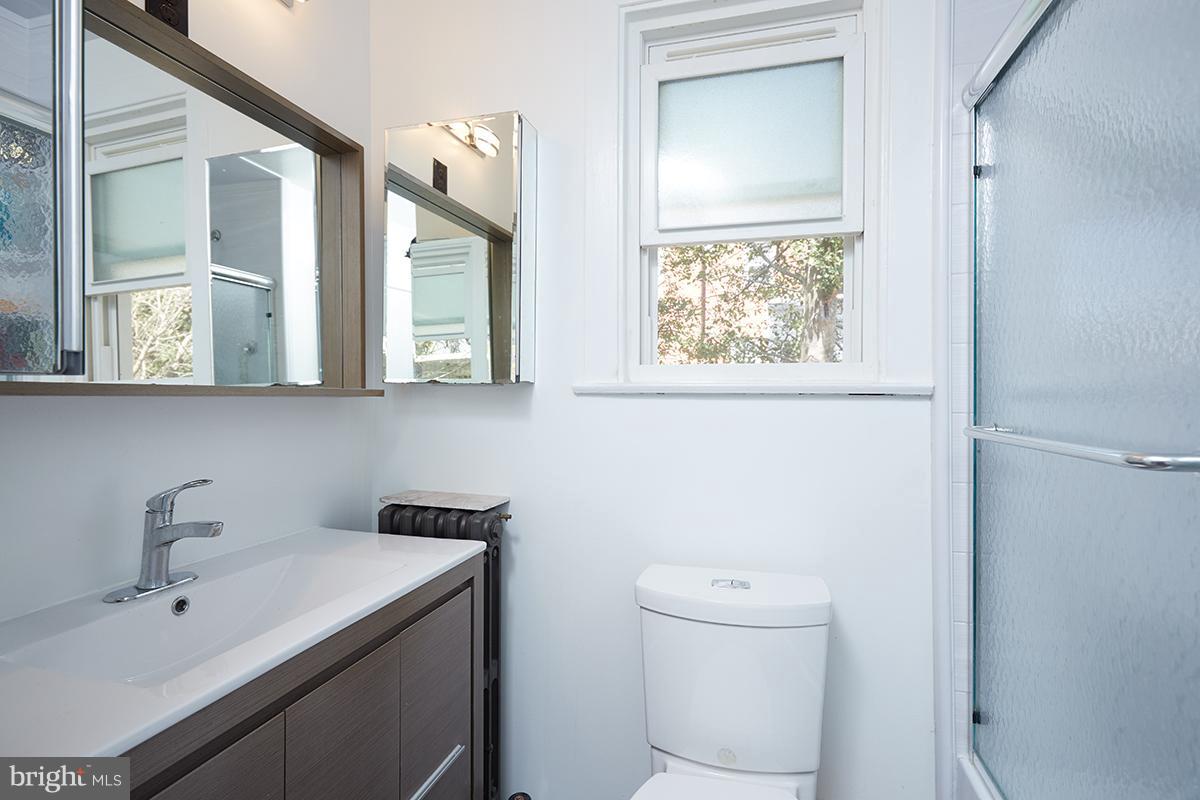 12809 Flack Street Silver Spring, MD 20906 - Photo 14 of 25 Main-Level Bathroom