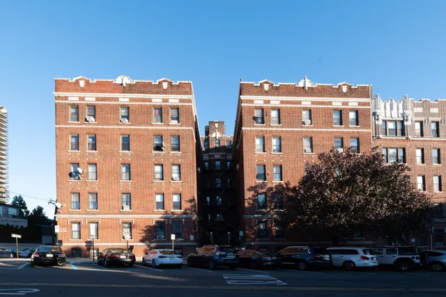 $279,900 | 7612 Park Avenue, Unit C4, North Bergen, NJ 07047