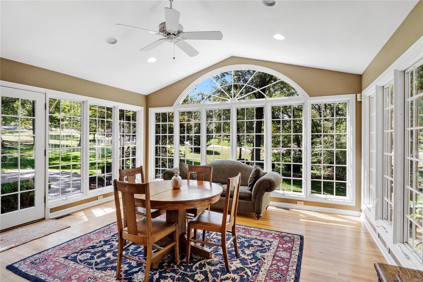 3 Broadview Farm Road Creve Coeur, MO 63141 - Photo 13 of 44 Gallery Image 13