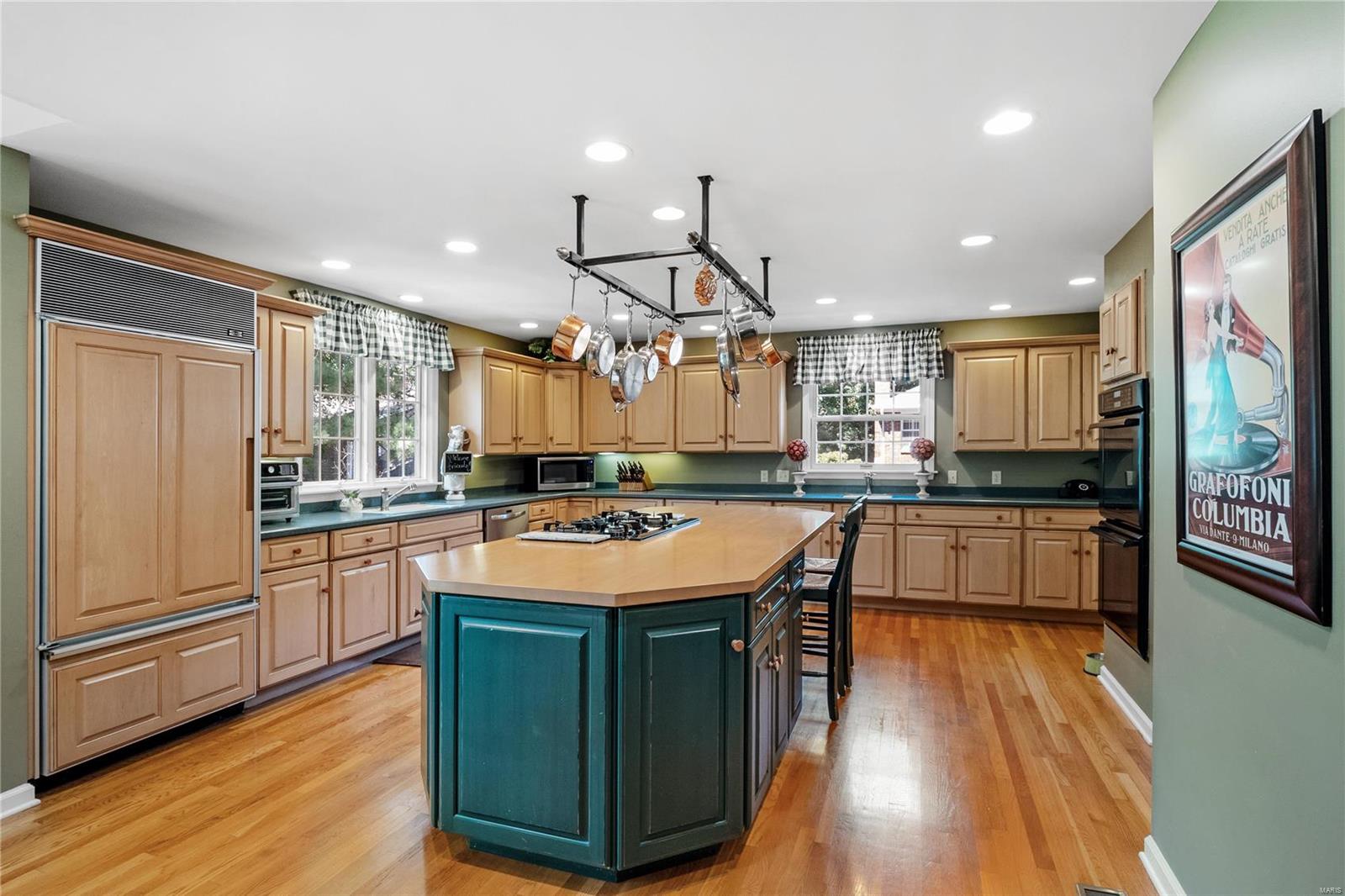 3 Broadview Farm Road Creve Coeur, MO 63141 - Photo 16 of 44 Gallery Image 16
