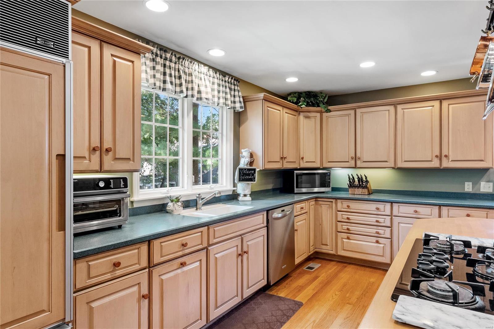 3 Broadview Farm Road Creve Coeur, MO 63141 - Photo 17 of 44 Gallery Image 17