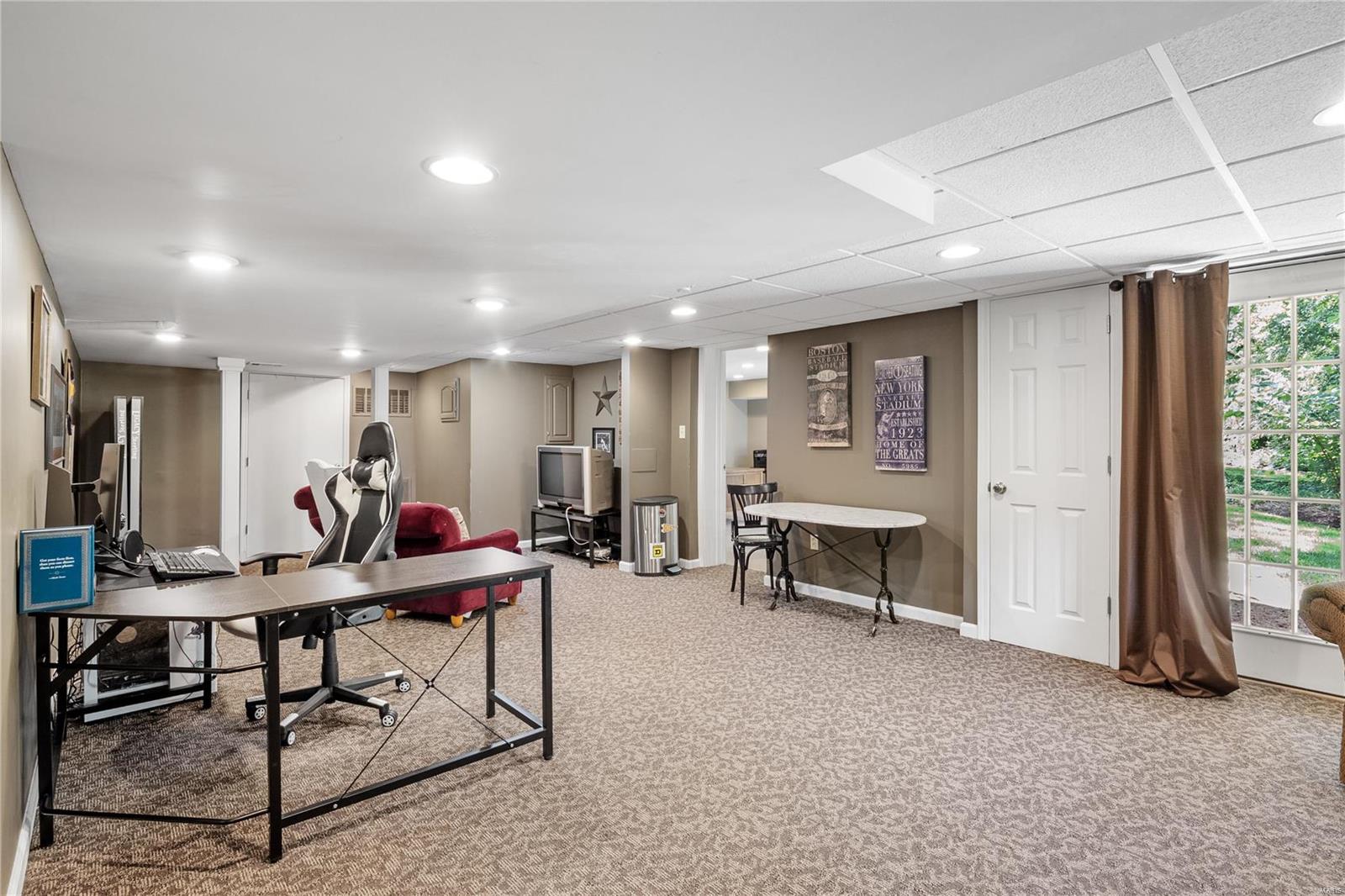3 Broadview Farm Road Creve Coeur, MO 63141 - Photo 32 of 44 Gallery Image 32