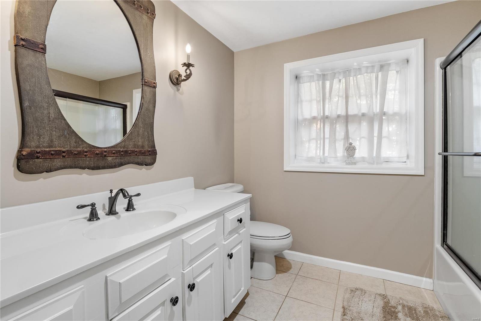 3 Broadview Farm Road Creve Coeur, MO 63141 - Photo 37 of 44 Gallery Image 37