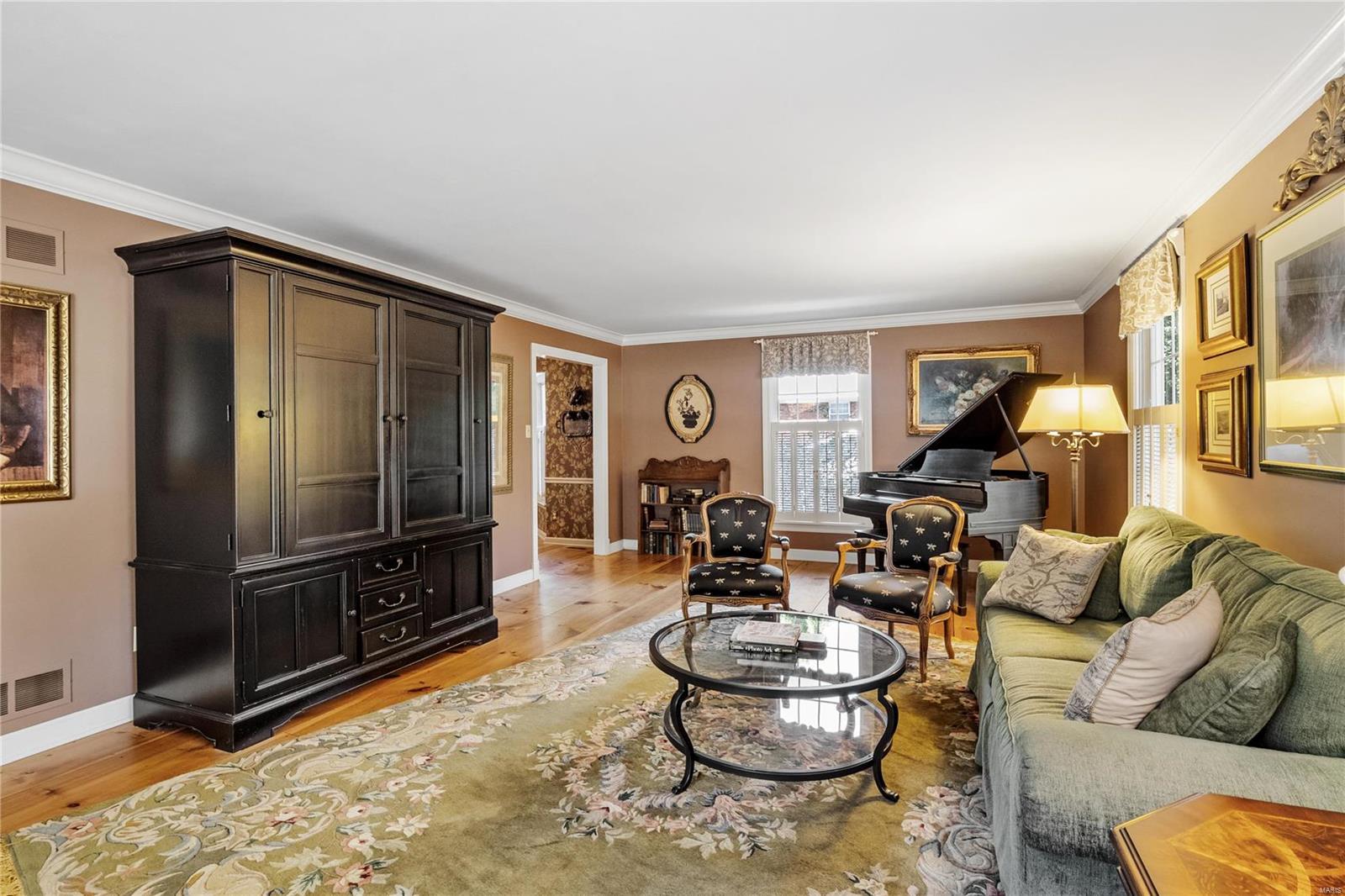 3 Broadview Farm Road Creve Coeur, MO 63141 - Photo 6 of 44 Gallery Image 6