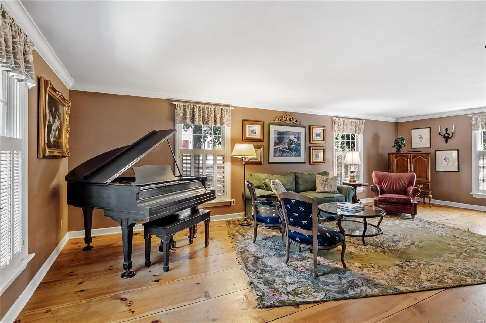 3 Broadview Farm Road Creve Coeur, MO 63141 - Photo 7 of 44 Gallery Image 7