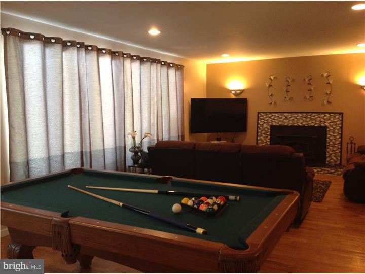 4 Holden Road Cherry Hill, NJ 08034 - Photo 5 of 23 Family Room