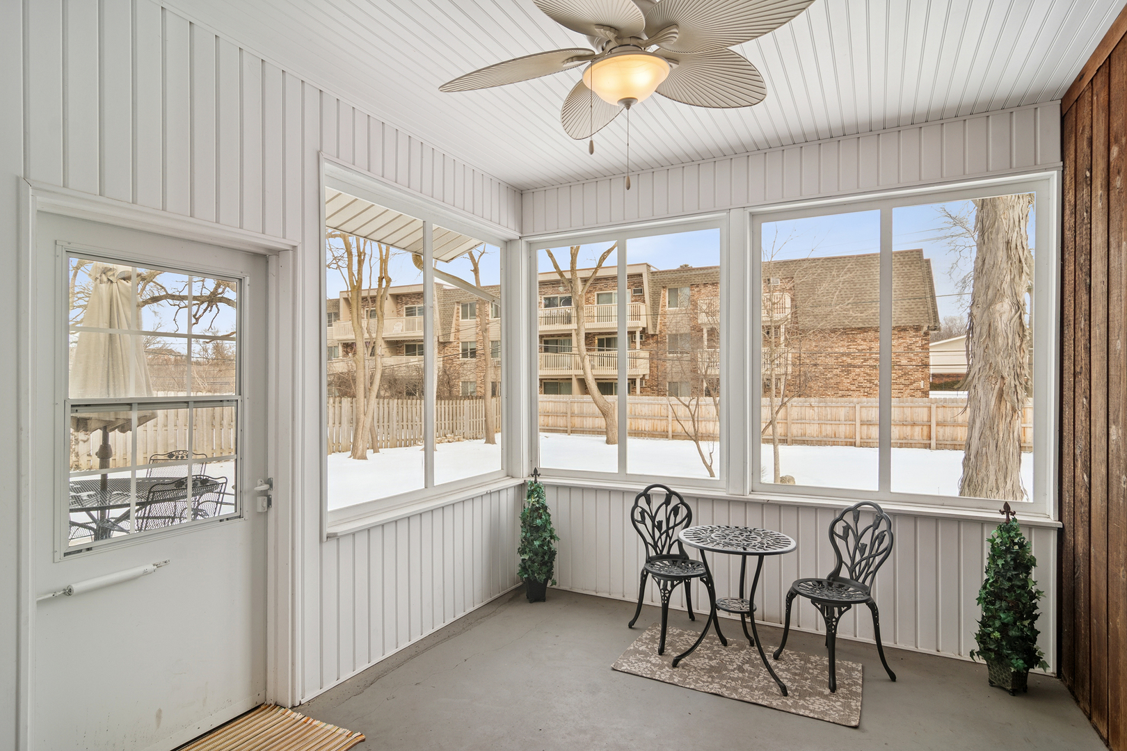 11 Crestview Terrace Buffalo Grove, IL 60089 - Photo 14 of 18