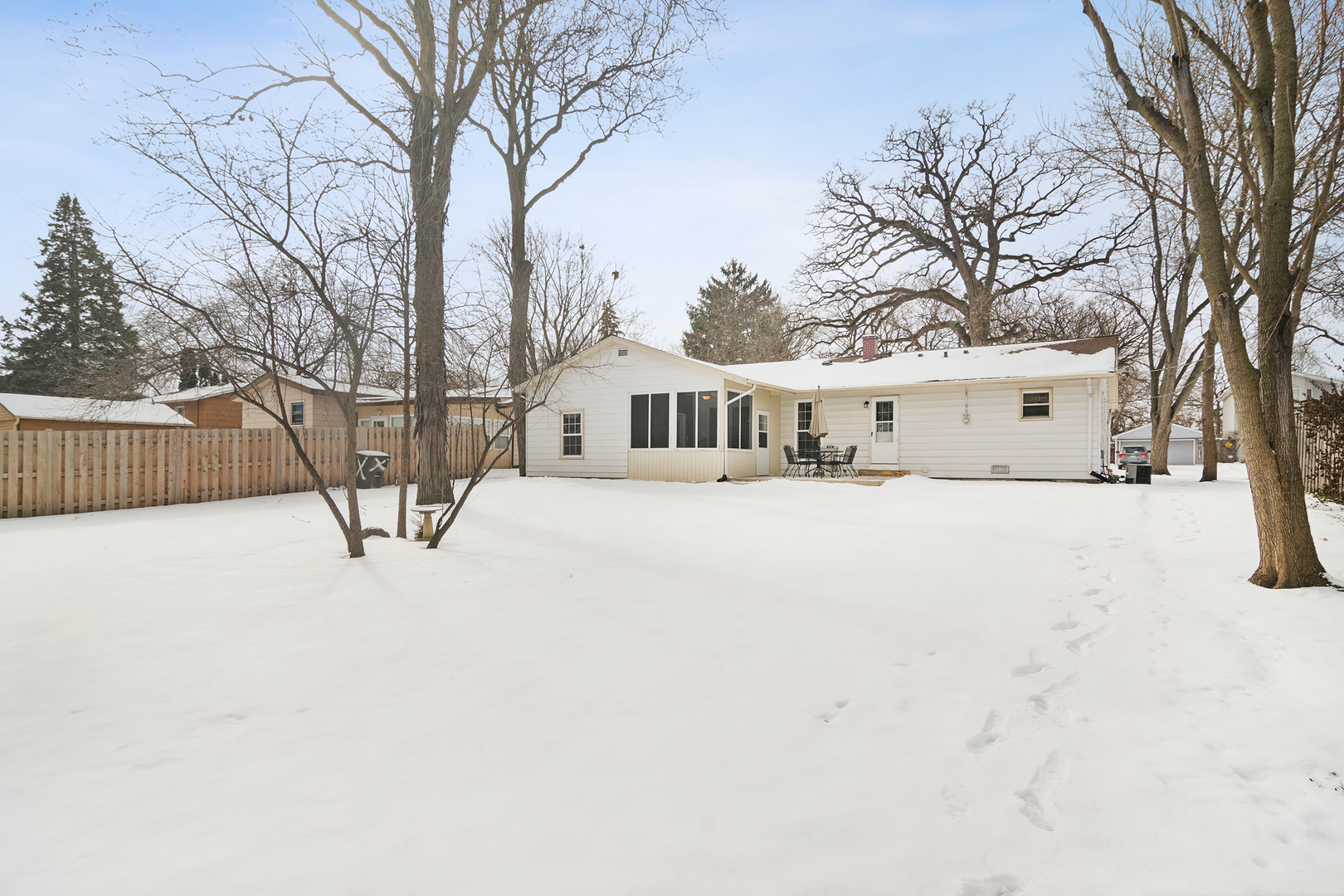 11 Crestview Terrace Buffalo Grove, IL 60089 - Photo 16 of 18