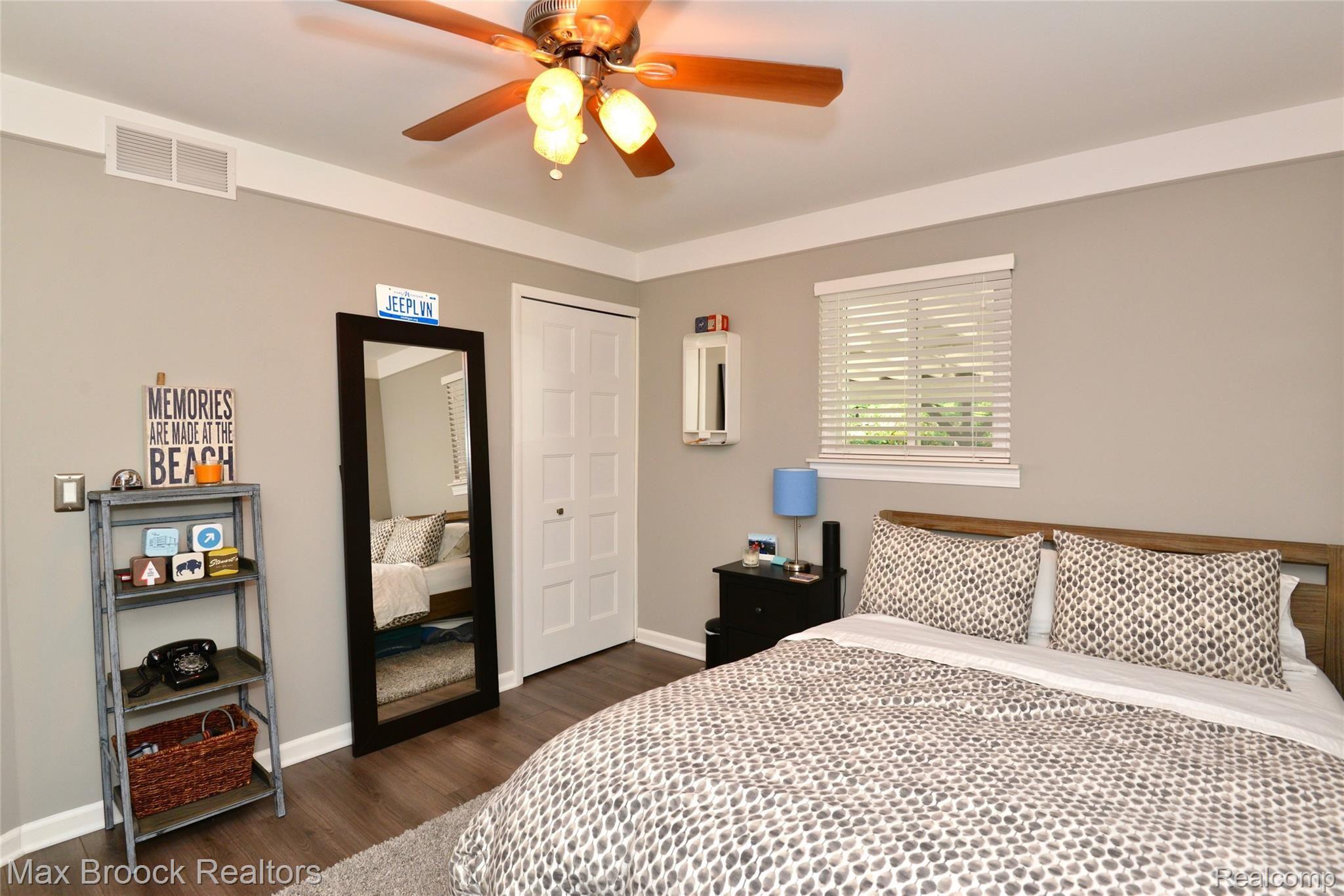 604 Renshaw Street Rochester, MI 48307 - Photo 14 of 23 Master Bedroom