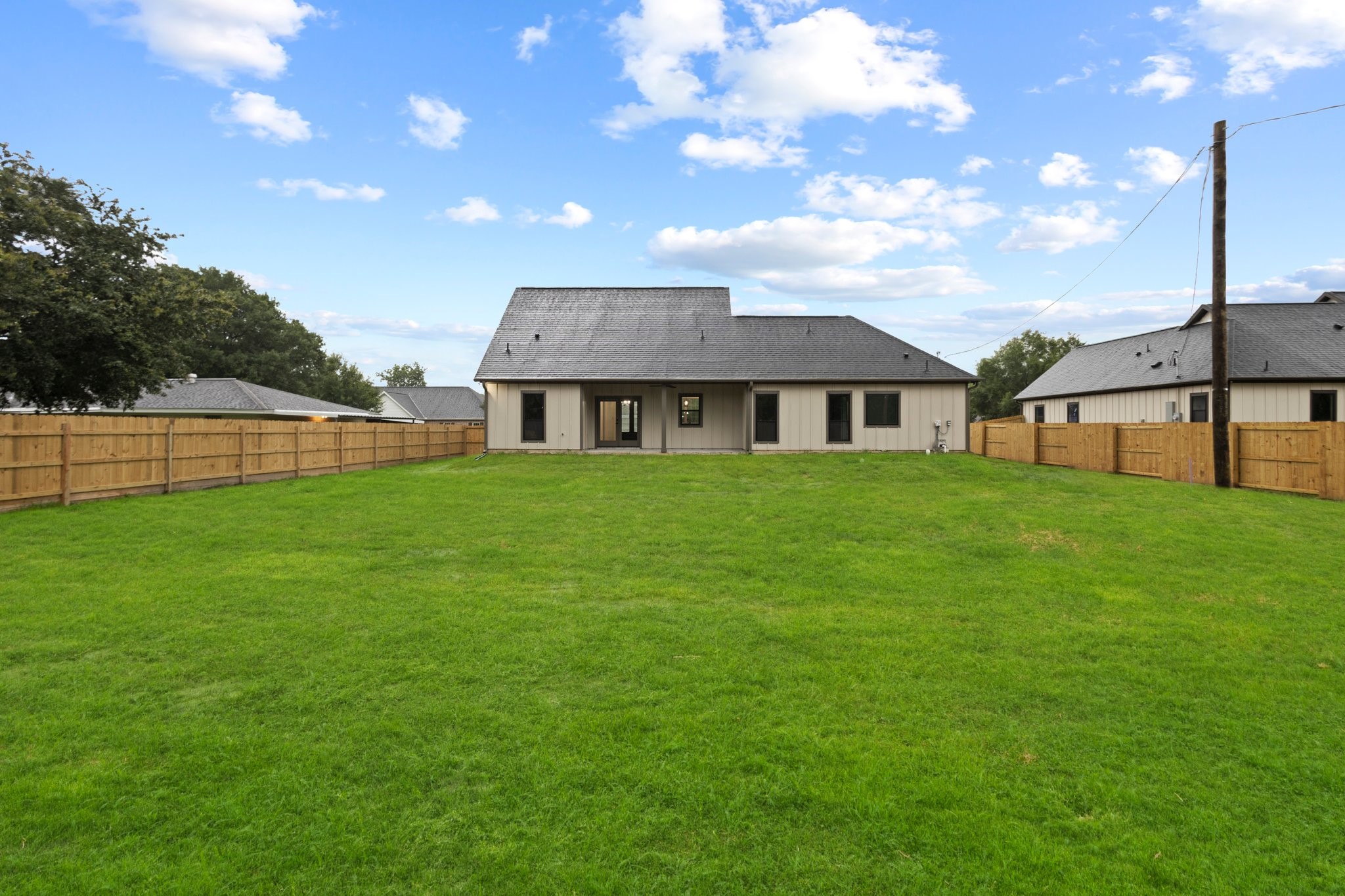 5250 HIghlander Drive Orange, TX 77630 - Photo 19 of 20 a view of a house with a backyard