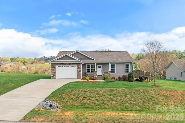 $510,000 | 223 River Breeze Lane, Etowah, NC 28729