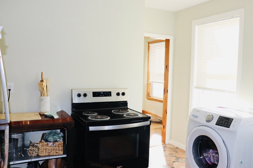 10 Cushing Street Salem, MA 01970 - Photo 14 of 42