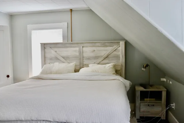 $3,900 | 10 Cushing Street, Salem, MA 01970