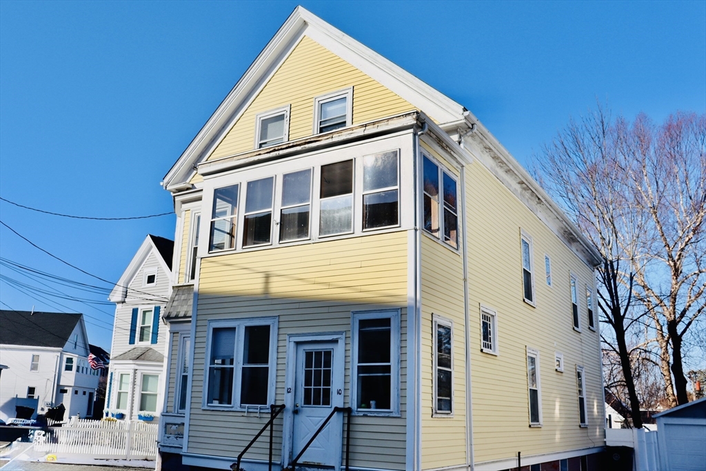 10 Cushing Street Salem, MA 01970 - Photo 2 of 42