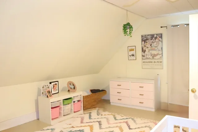 $3,900 | 10 Cushing Street, Salem, MA 01970