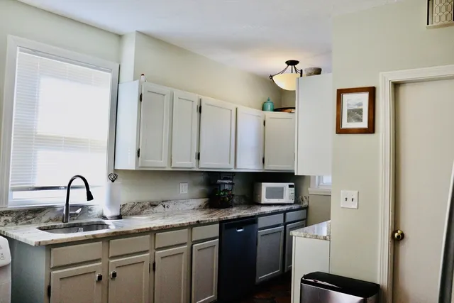 $3,900 | 10 Cushing Street, Salem, MA 01970