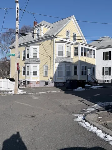 $3,900 | 10 Cushing Street, Salem, MA 01970