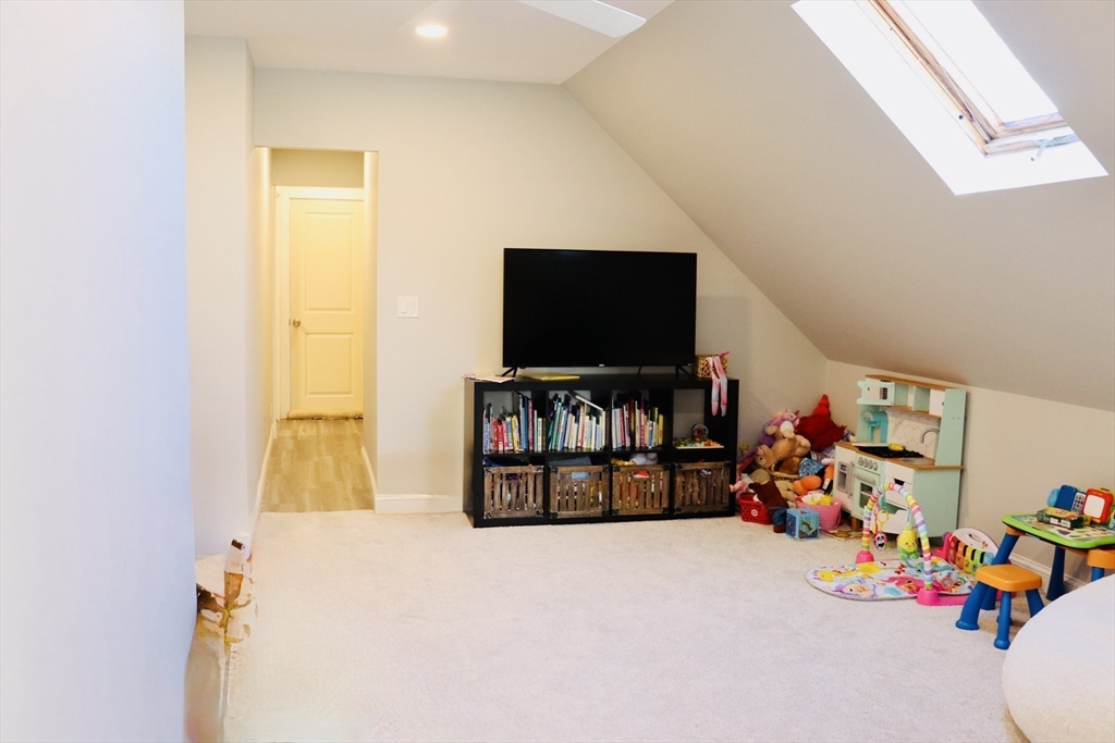 10 Cushing Street Salem, MA 01970 - Photo 31 of 42