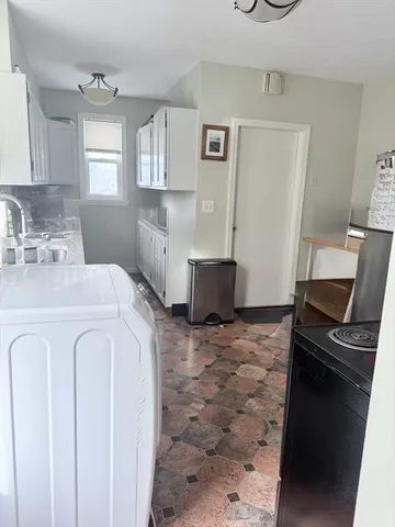 $3,900 | 10 Cushing Street, Salem, MA 01970