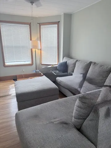 $3,900 | 10 Cushing Street, Salem, MA 01970