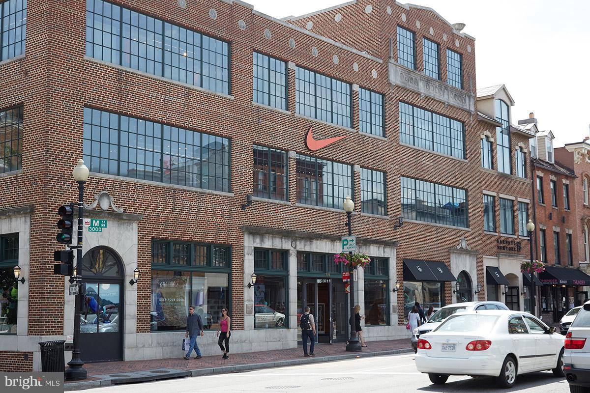 4004 Beecher Street Northwest, Unit 102 Washington, DC 20007 - Photo 18 of 24 a building view